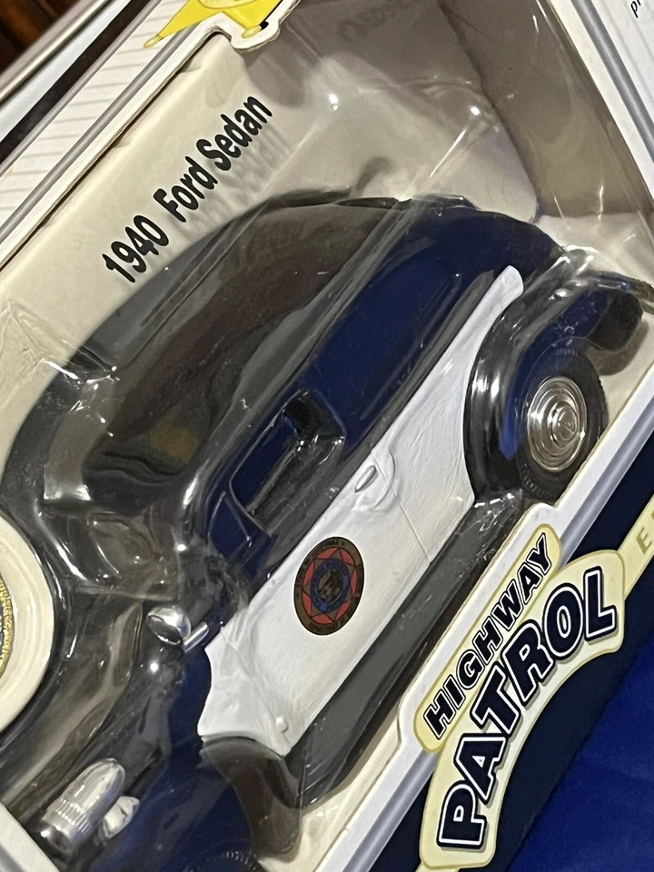 Liberty Classics 1936 Chicago Police Dodge  & 1940 Ford Sedan California Highway - Image 4 of 4