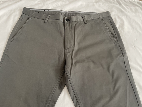 Pantalón gris hombre Zara - Imagen 4 de 12