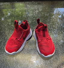 Nike Flex Runner 3 GS Low University Red Size 5 1/2 Youth