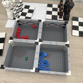 LEGO Iconic Chess Set 40174 Chess Queen King Knight Pawn Bishop