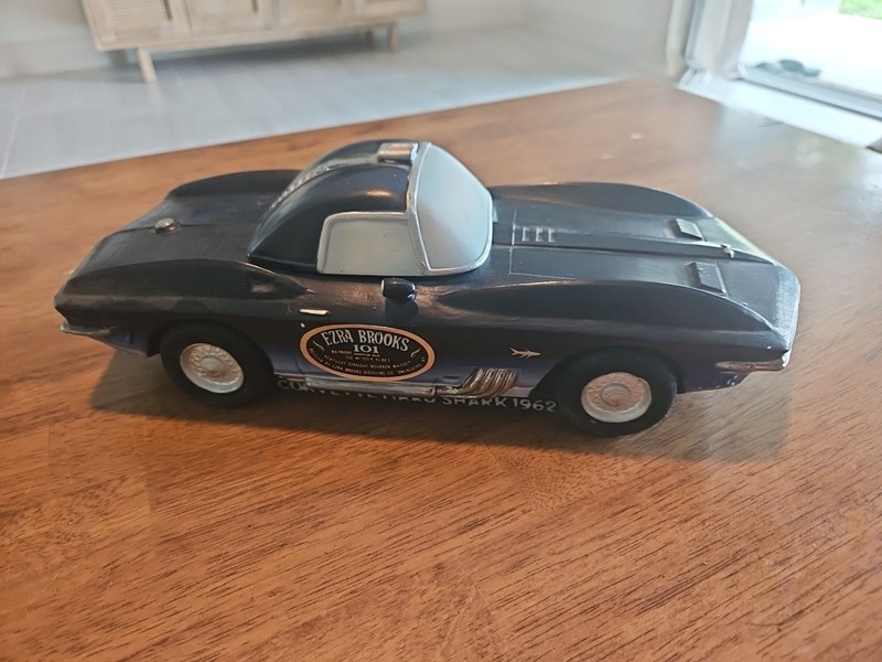Corvette Mako Shark 1962 Ezra Brooks Porcelain Collector's Decanter Vintage Car