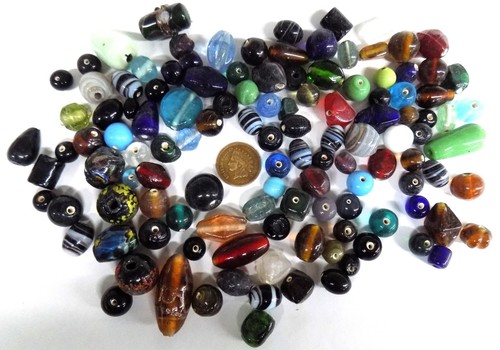 1/2 Pound 1960's Vintage Mixed African Trade Beads Hippie Era   INDIA2