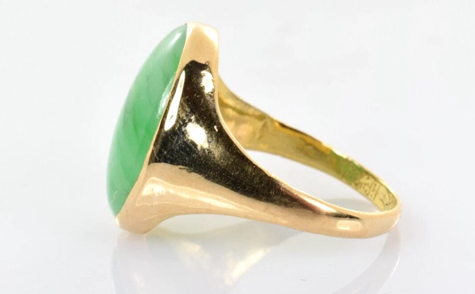 Antiguo anillo de jadeíta de jade en oro amarillo de 20 k 12,19 quilates talla 9 Foto 3 de 4