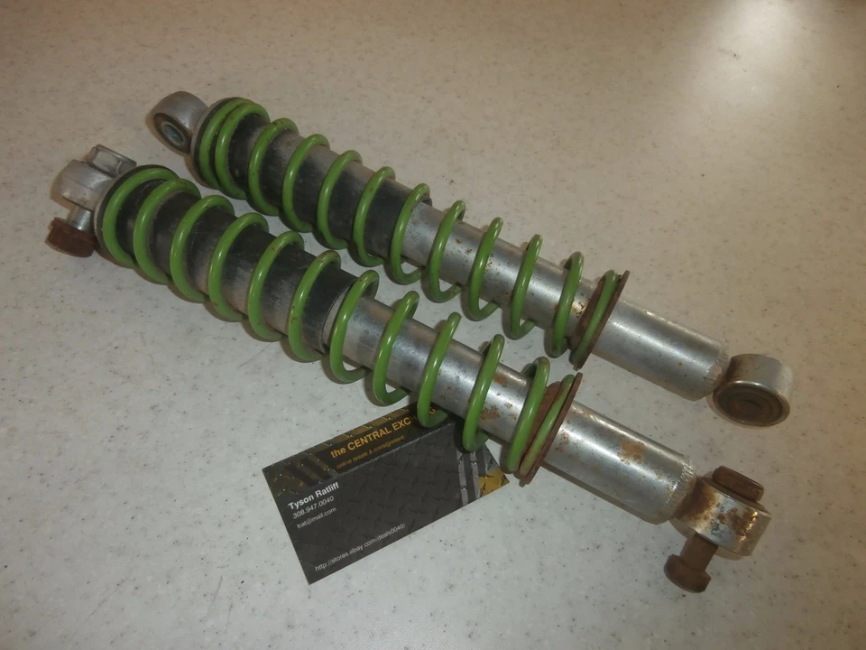 Amortiguador delantero suspensión muelle 82 Kawasaki KLT250A KLT250 KLT Foto 2 de 3