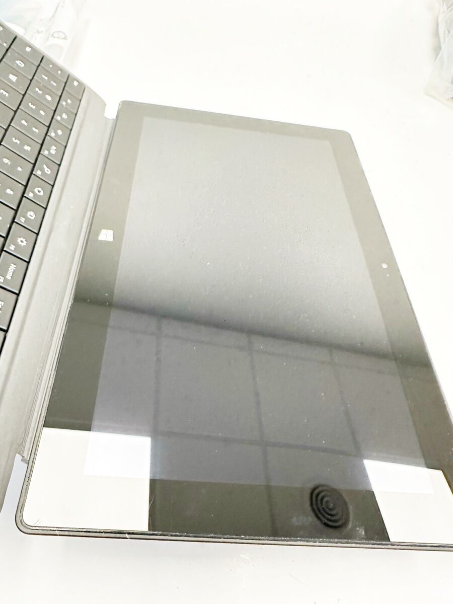 Microsoft Surface Pro 1st Gen i5-3317U@1.7GHz 4GB RAM 256GB Microsoft Surface Pro 1st Gen i5-3317U@1.7GHz 4GB RAM 256GB