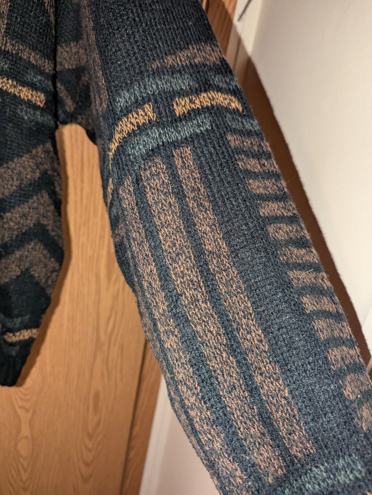Picture 7 of 24
