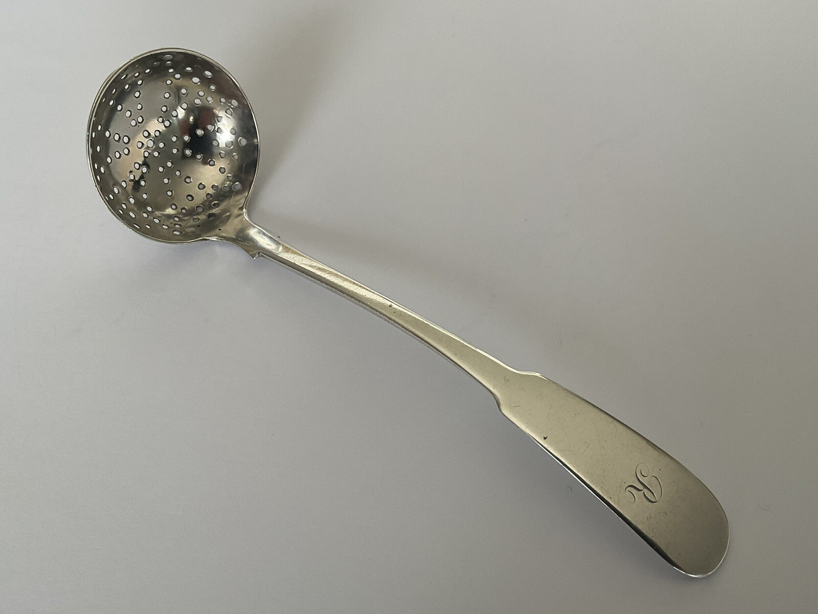 Lovely Scottish Georgian Solid Silver Sugar Ladle by William Peat Edinburgh 1827