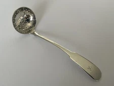 Lovely Scottish Georgian Solid Silver Sugar Ladle by William Peat Edinburgh 1827
