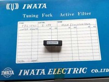 LOT de deux  DIAPASONS PIEZOELECTRIQUES (tuning fork) pour filtres BF