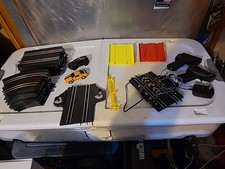 CUSOCUS SCALE SLOT CAR RACING SET ELECTRIC 2 HIGH SPEED CARS