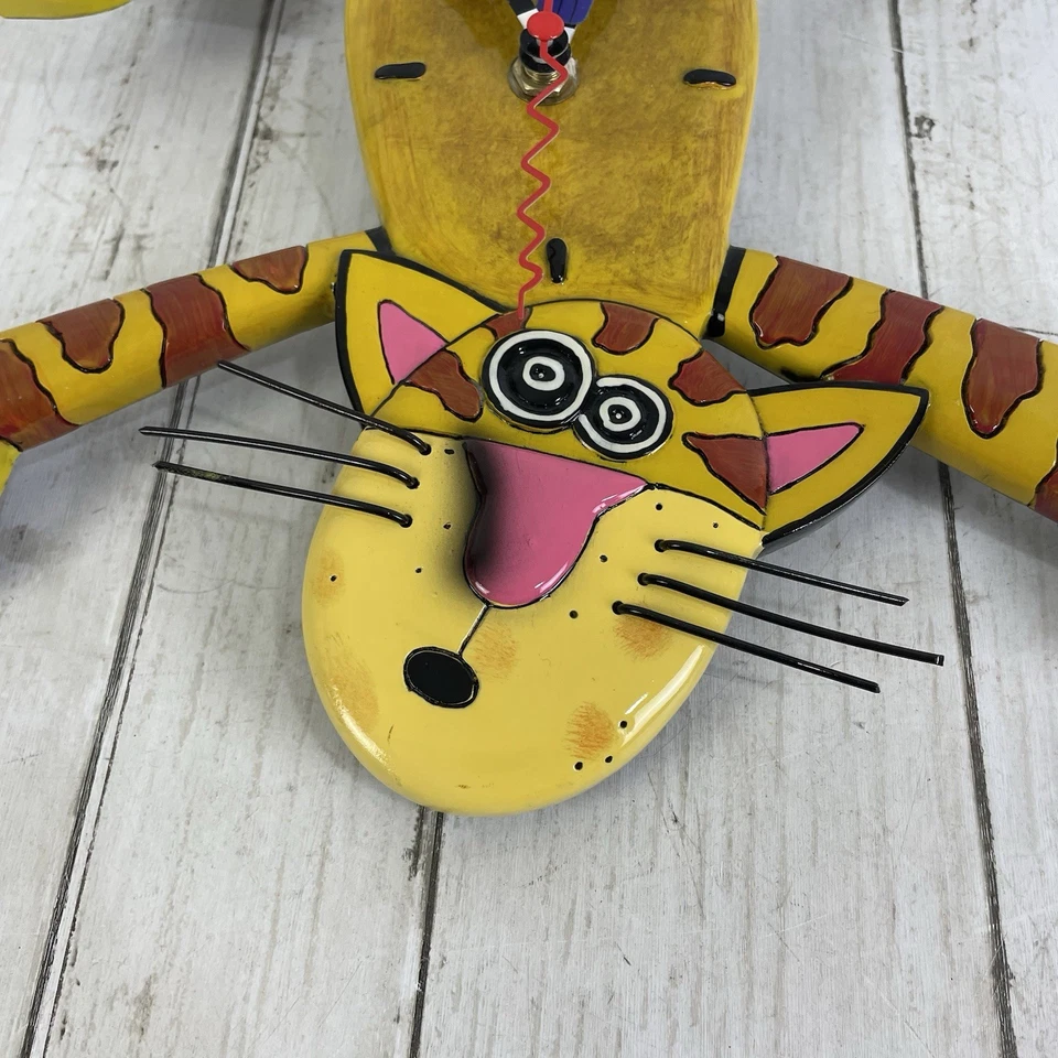 Allen Designs Studios Dinner Time Tabby Cat Wall Clock - Works! - Image 2 of 4