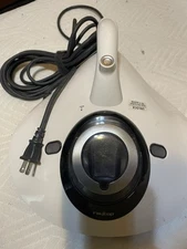 Raycop RE-100AWH Vacuum & Fabric Sanitizer White 