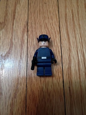 Lego Star Wars First Order Officer Erich S Datoo (SW0832) minifigure