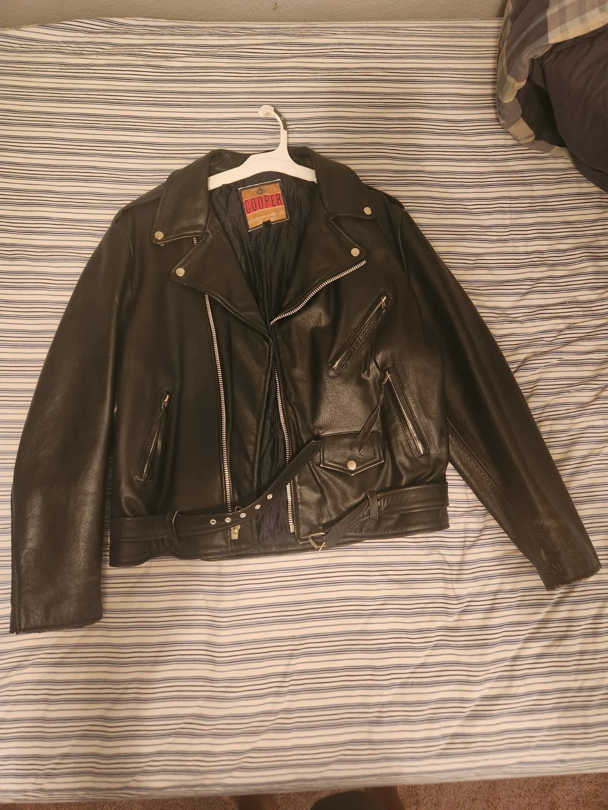 Vintage Cooper Jacket Mens XL Black Leather Motorcycle Biker Belted Quilted Zip