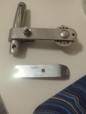 Consola de riel LUDWIG vintage años 60 montaje para bajos con logotipo de escritura y llave