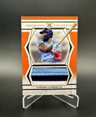 VLADIMIR GUERRERO JR. 2025 TOPPS DEFINITIVE COLL JUMBO GU PATCH ORANGE /25
