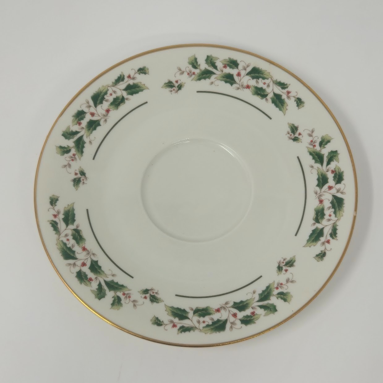 Vintage Fine China Japan Christmas Holly 8" Dinner Plate & 6" Saucer Set image 3