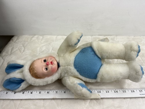 Madame Alexander Hug Me Bunny Doll White Blue Rabbit 16” Vtg Alexanier 19©️77 - Picture 14 of 15