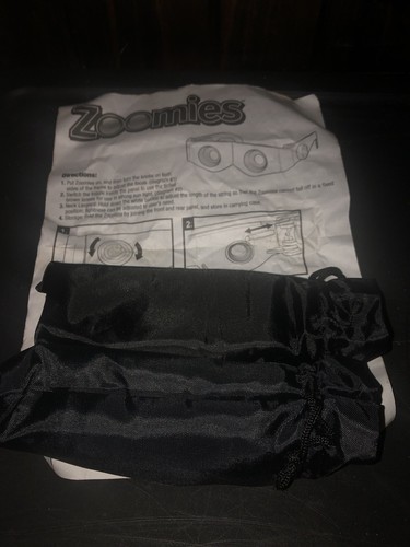 2 Pair Zoomies Hands-Free Binoculars -4X Magnification Compact Portable Glasses - Picture 2 of 6