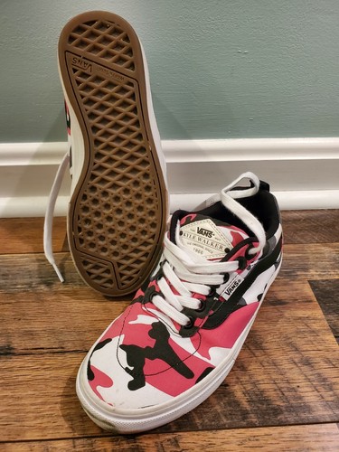 vans pink camo