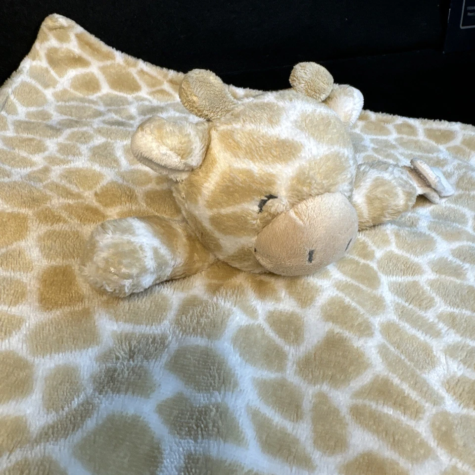 Manta de juguete para bebé Carter's Giraffe Lovey 14" de peluche Foto 3 de 4