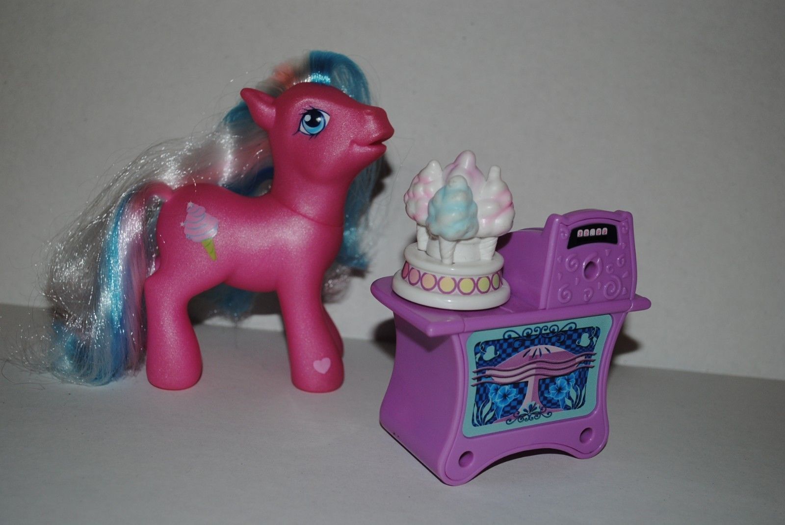 как выглядит Hasbro My Little Pony Cotton Candy- - ICE CREAM SHOP with cash register фото