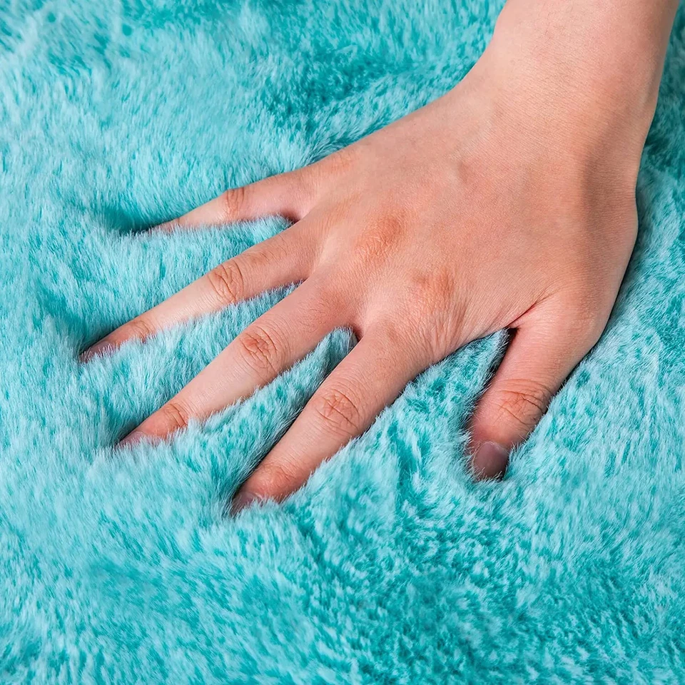 Soft Faux Fur Carpets Fluffy Area Rugs for Living Room Bedroom Bedside Mats - Image 3 of 4