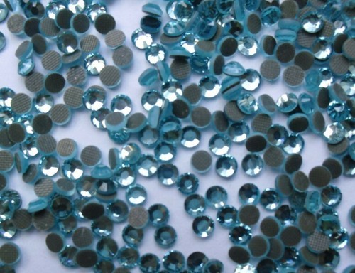 HotFix 1440pcs Rhinestone Aquamarine Charming Flatback Iron-On Beads ss16 4mm - Picture 5 of 8