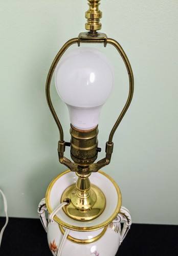 Antique 1815-1924 MEISSEN Porcelain Floral Lamp w/Shade, H=21", Germany,1st Q-ty - Picture 17 of 22