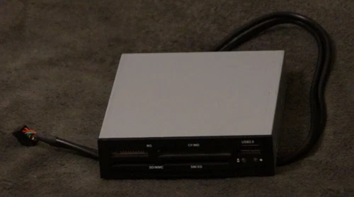 Card Reader mit USB | MS/CF/MD/SD/MMC/SM/XD | Laufwerk | Ungetestet