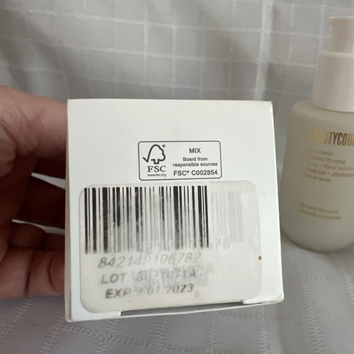 Beautycounter Hand Savior Radiance Boosting Serum Mandarin & Bergamot 1.69oz - Picture 4 of 7