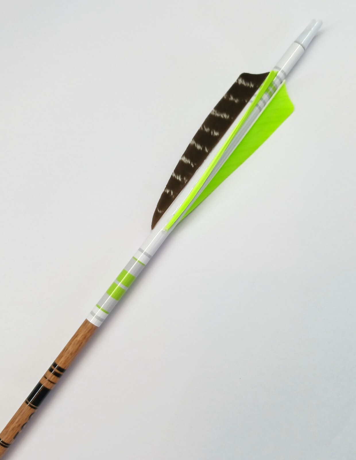 Gold tip Traditional custom arrows