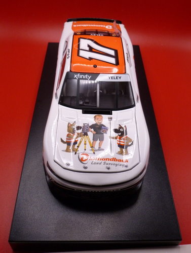 1/24 Action JJ Yeley Rick Ware Racing 2021 DiamondBack Land 1/528 NASCAR - Picture 4 of 10