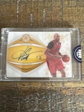 2019-20 Panini Opulence Luxurious Signatures #LA-VC Vince Carter /49