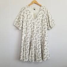 NWT Universal Thread White Floral Dress Size XXL