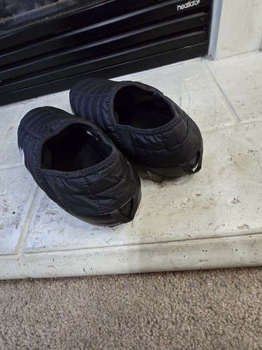 The North Face Mens Thermoball Traction Mule V NF0A3UZN Black Slippers Size 11 - Picture 3 of 13