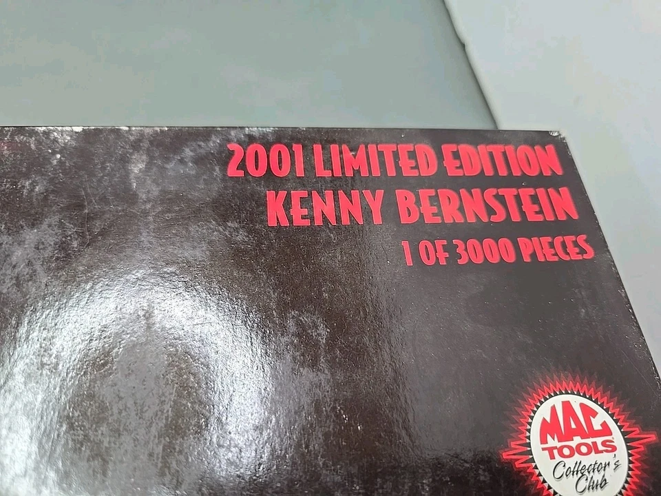 BUDWEISER 1/24 2001 Dragster Mac tools Kenny Bernstein 1 de 3000 - Imagem 4 de 4