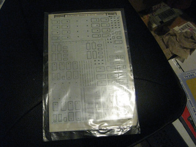 Airliner Door and Exit Arrows by Microscale Decals in 1 /144 scale