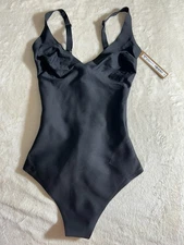 SKIMS Body Unlined Plunge Thong Bodysuit ONYX Med BD-THG-9551W NWT