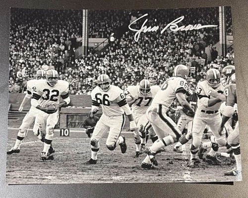 Jim Brown B&W 8x10 Signed (In-Person Silver Sharpie) Photo Cleveland Browns HOF