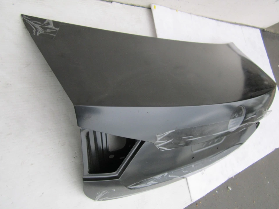 dp50341 VW Volkswagen PASSAT 2012 2013 2014 2015 trunk lid shell ORIGINAL OEM - Image 3 of 4