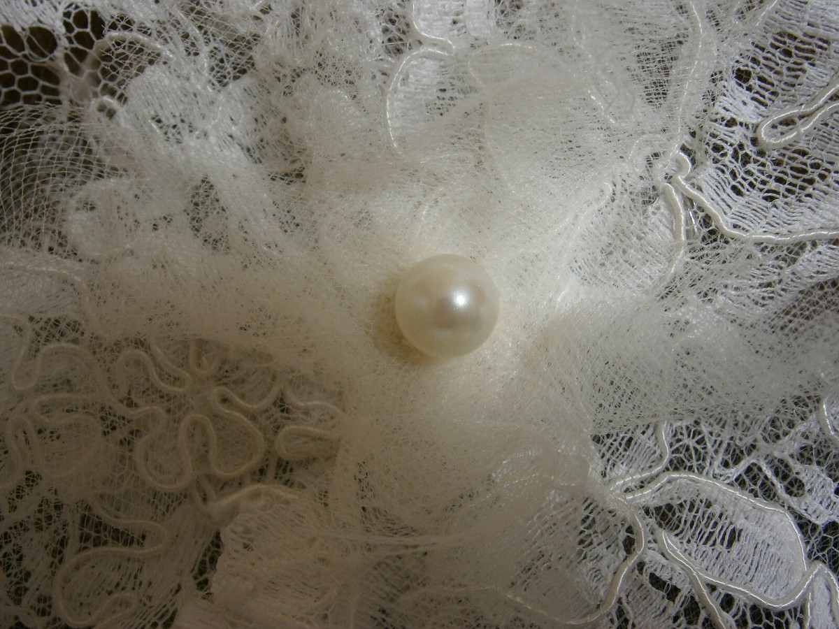 Kleinfeld crystal and pearl wedding hair piece Kleinfeld Hair Piece Clip Accessory Wedding Statement White  main image 2