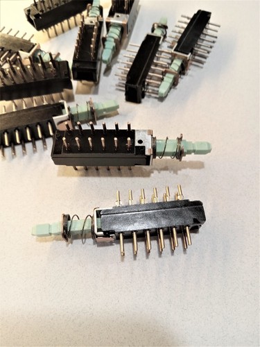 Interruttore A Pulsante 4PDT 12 Pin 1 Posizione Autobloccante - Foto 10