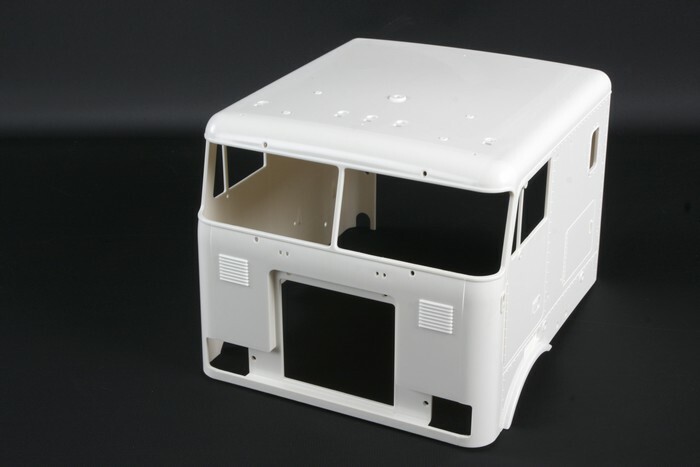 Tamiya RC Body Cab for 1:14 Scale Globe Liner: 56304