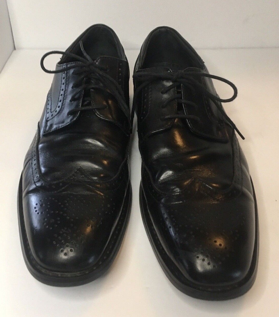 Joseph Abboud Black Leather Wingtip Oxfords - Mens Size 11  display picture 2