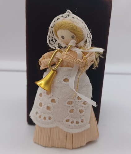 Vintage 70s Corn Husk Doll Playing Horn Christmas Ornament. D2069 - Picture 1 of 12