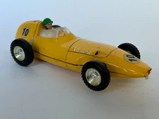 Scalextric C55 Vanwall GP Car (Yellow) 1/32 scale slot car