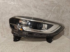 Renault Kadjar 2016 Left front headlight headlamp 260609857R XXU4392