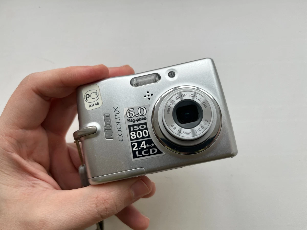 Nikon COOLPIX L11 デジタルカメラ Amazon Canada: Nikon Coolpix L11 6MP Digital Camera with 3X