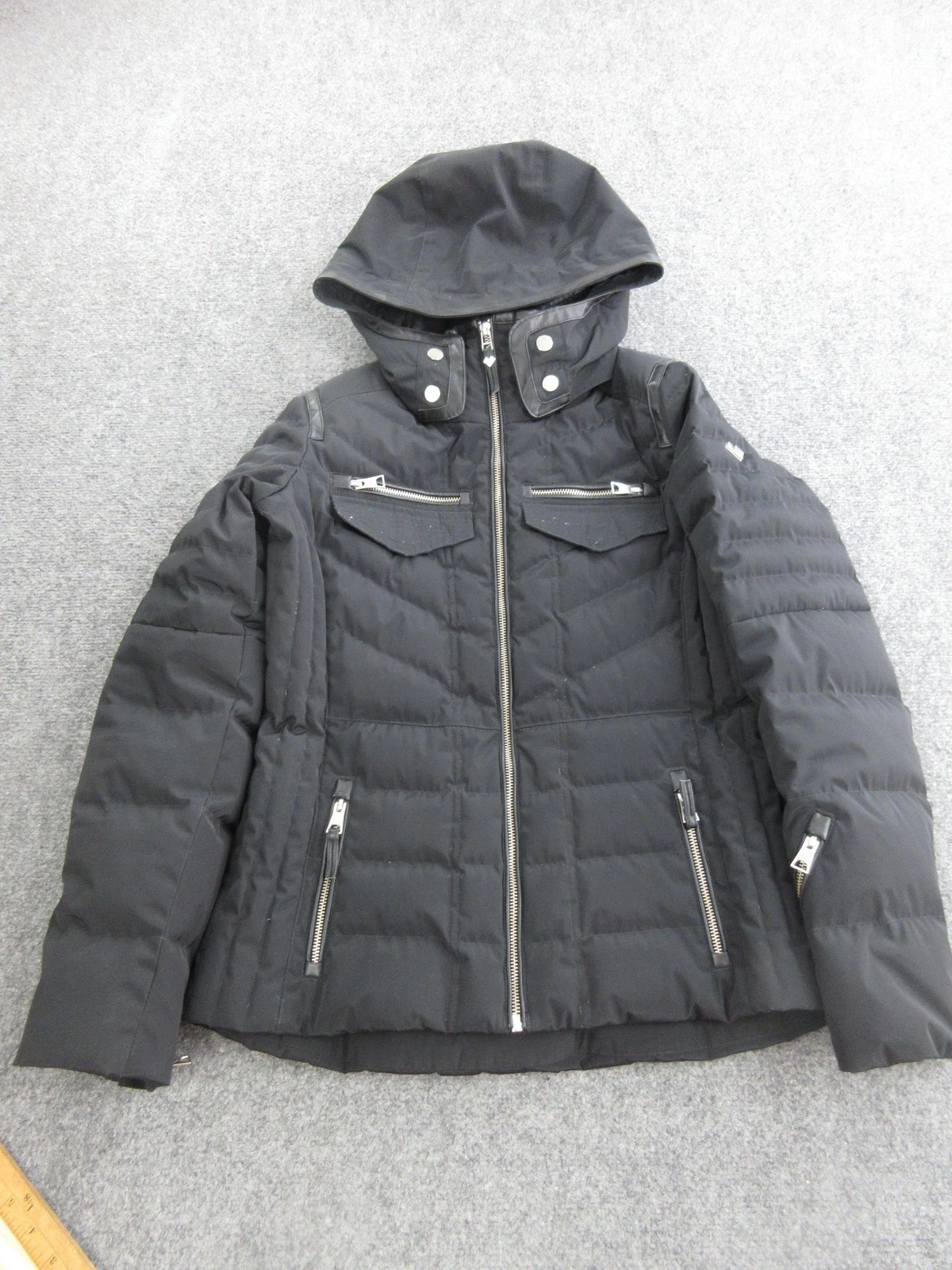 Obermeyer Jacket Womens 8 Black Hooded Insulated Full Zip Ski Snowboard Warm